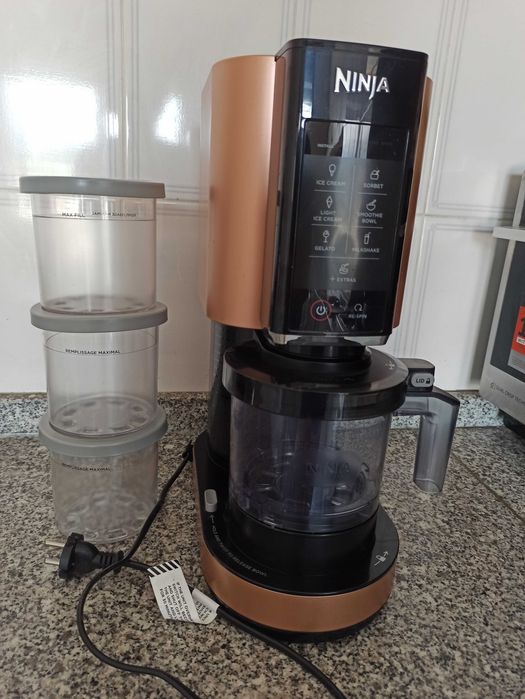 Máquina de Gelados NINJA Creami NC300EU Grande Oportunidade Quase Sem Uso