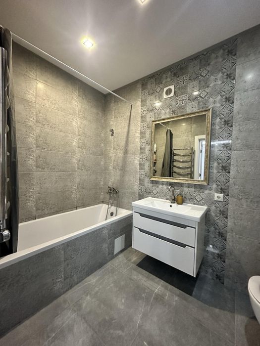 Продаж просторої 2кім квартири в ЖК Калинова Слобода