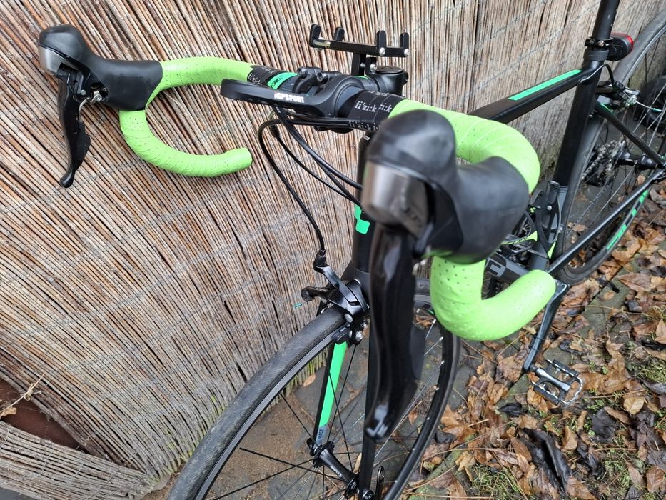 Cube attain ,shimano 105