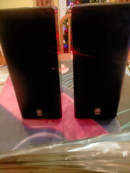 Vendo dois satélites Yamaha