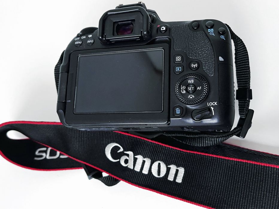 Canon EOS 77d + Sigma DC 17-50mm 2.8 EX HSM