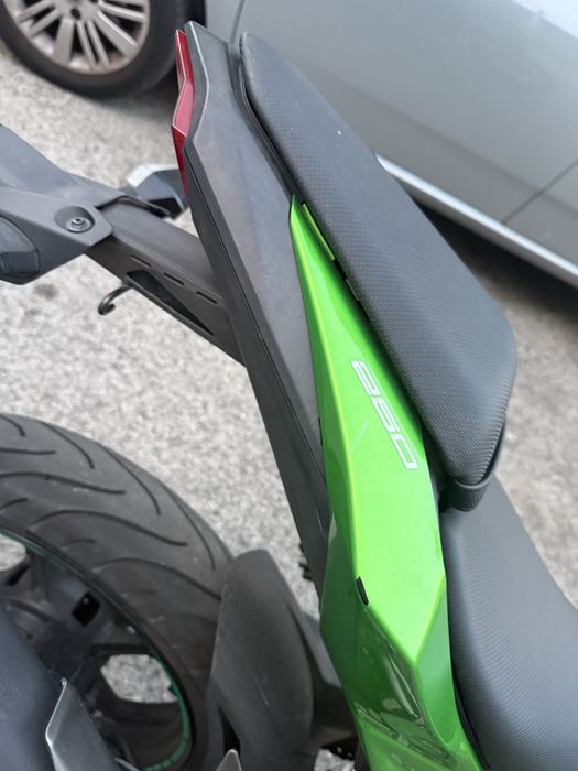 Kawasaki 250.