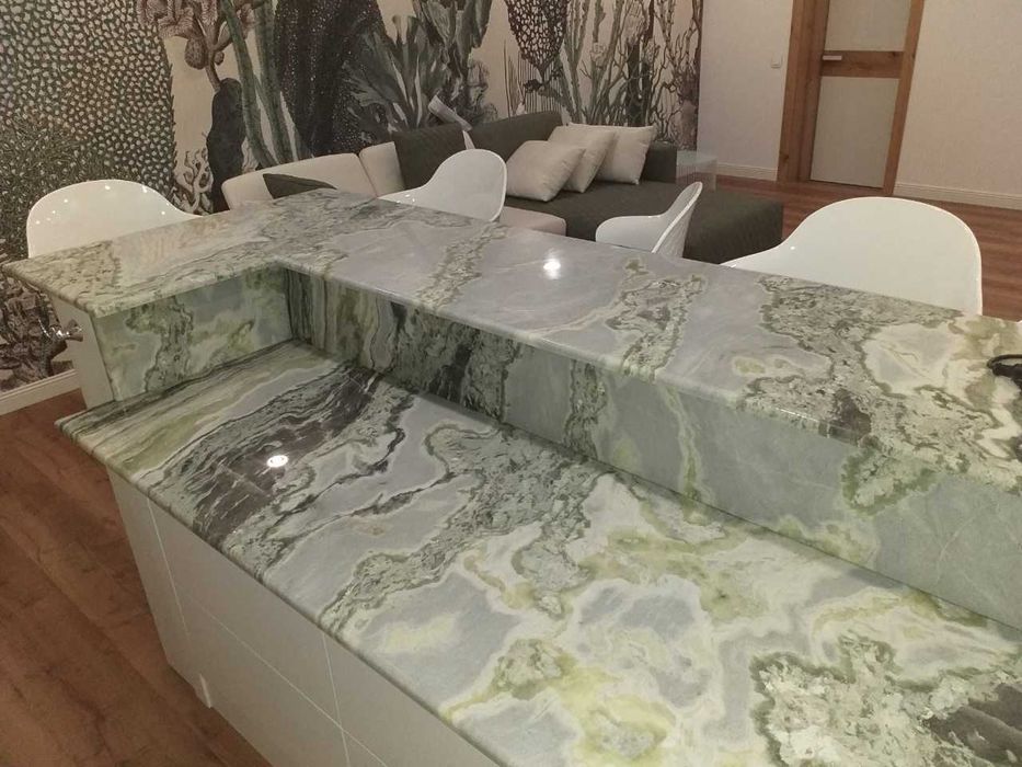 Столешеница из кварцита, столешница из мрамора и гранита