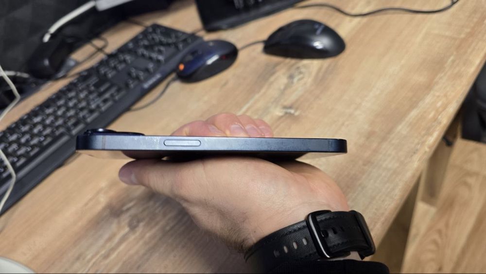 iPhone 14 • 128 ГБ