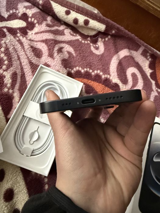 Iphone 16e black 128 gb