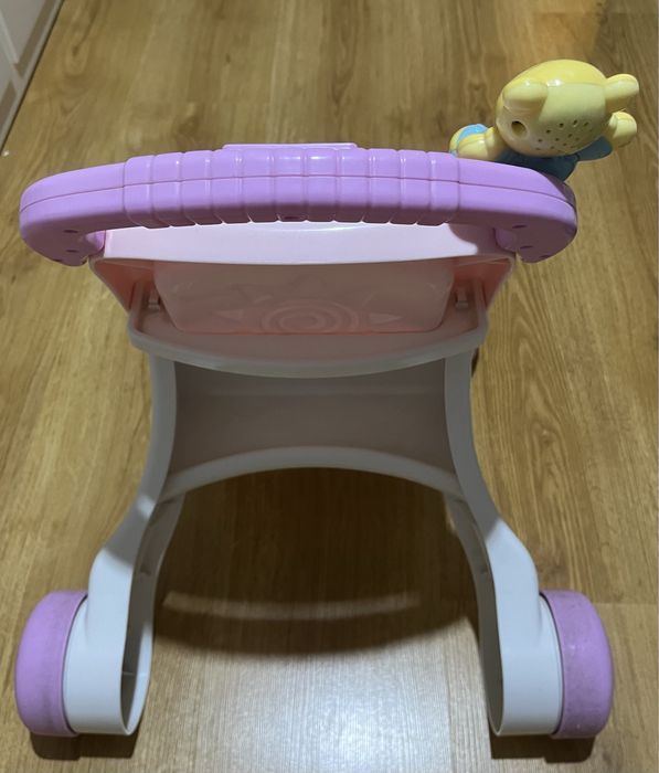 Carrinho de bonecas / andarilho da Fisher Price