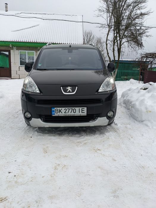 Продам Peugeot Partner 2012рік 1,6 е- HDi.