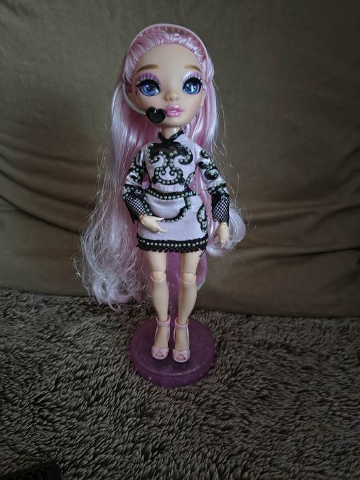 Lalka Rainbow High Minnie Choi