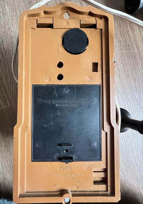 Brinquedo antigo.Telefones.Jugoslávia 1980