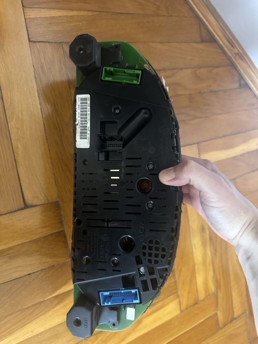 Fotel Skórzany z oparciem tylnym Audi A4 S4 B5 i inne części