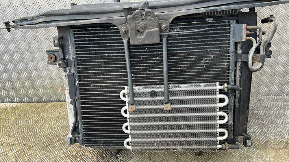 Pas Przedni Kompletny Chłodnice Wentylator  Grand Cherokee WJ 4.7 V8