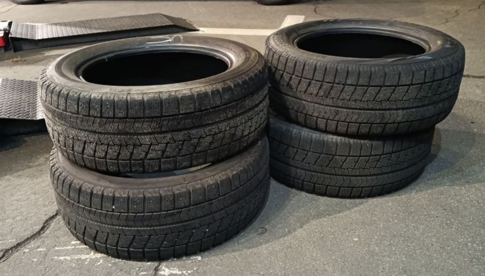 Зимние шины Bridgestone BLIZZAK VRX, 205/55/16
