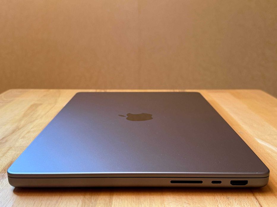 MacBook Pro 14 2021 16 512 m1 pro