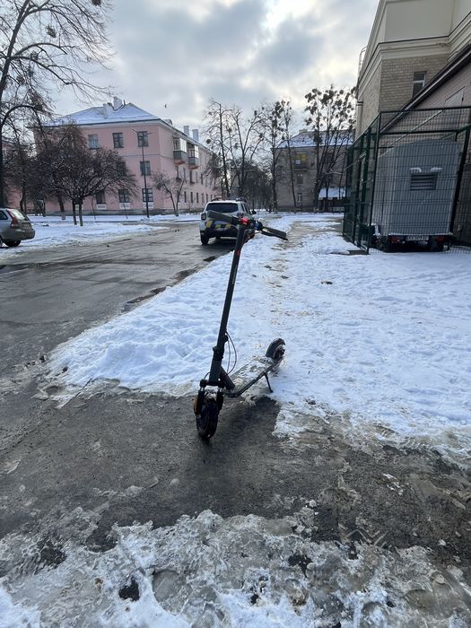 Електро самокат куго м 365 про мах