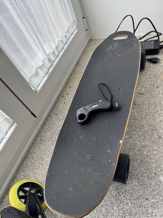 Skate eletrico Elwing