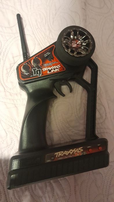 traxxas aparatura 2.4 radio