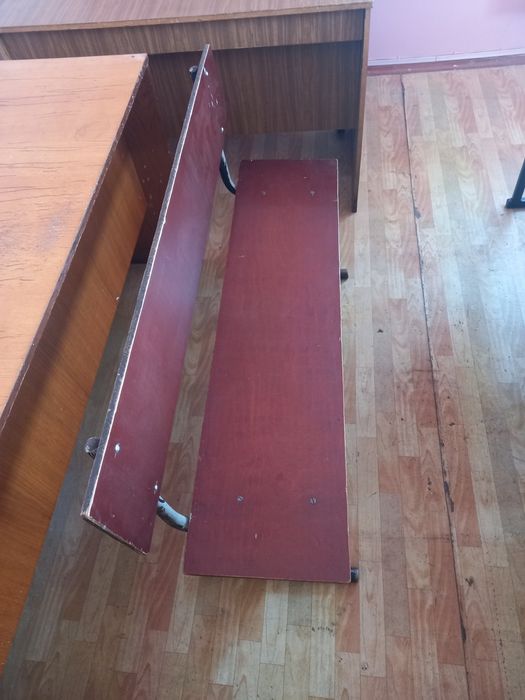 Продам     лавку та столи