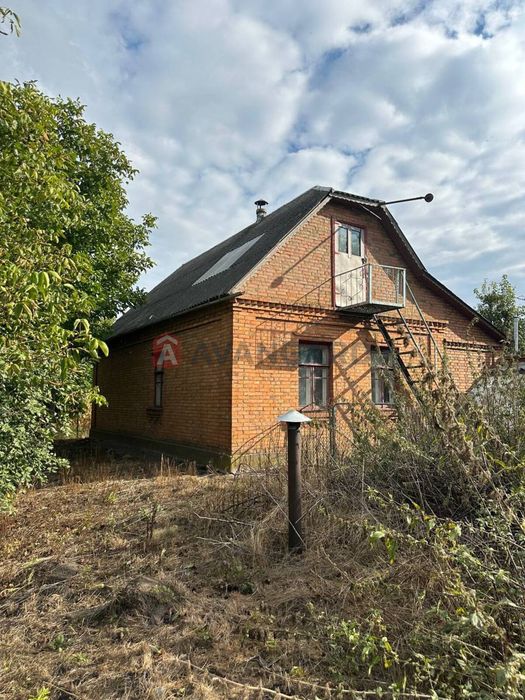 Затишний будинок біля Хмельницького