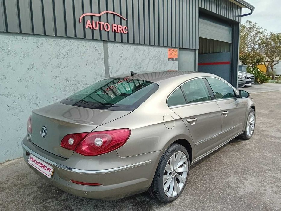 VW Passat CC 2.0 tdi DSG - Nacional ( pequeno sinistro ) - NEGOCIÁVEL