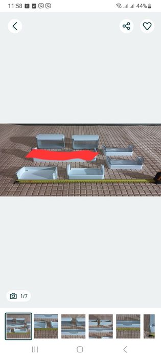 Бічні полички ( балкони) на дверцята  холодильника Атлант