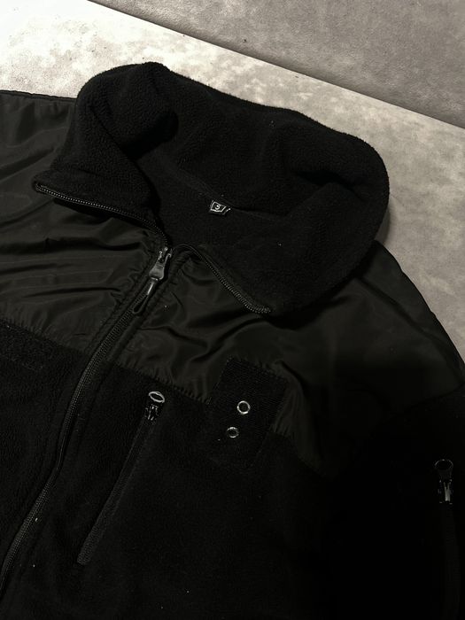 Поліцейська  фліска чорна