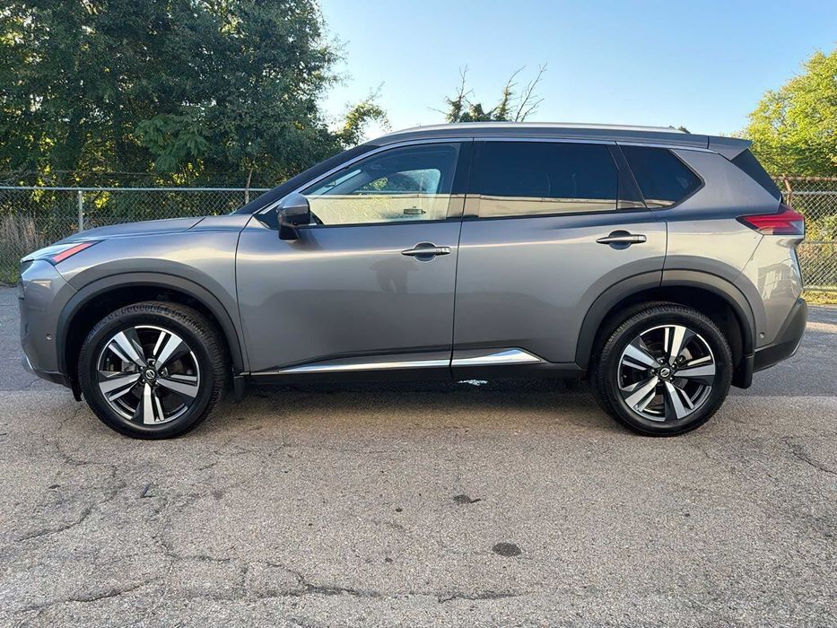 Nissan Rogue Platinum      2021
