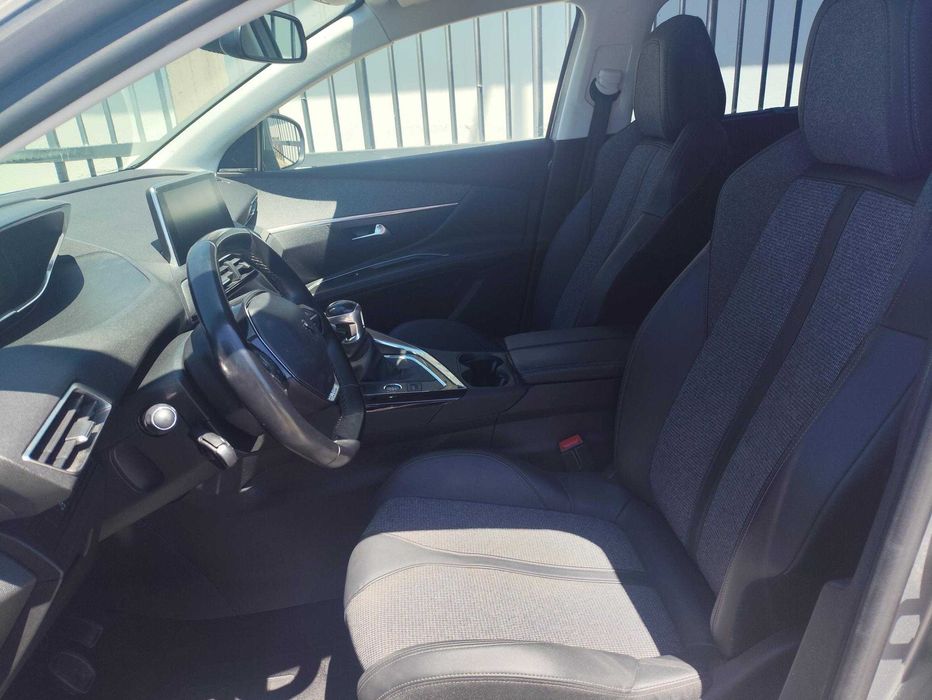 Peugeot 5008 1.5 BlueHDi Allure