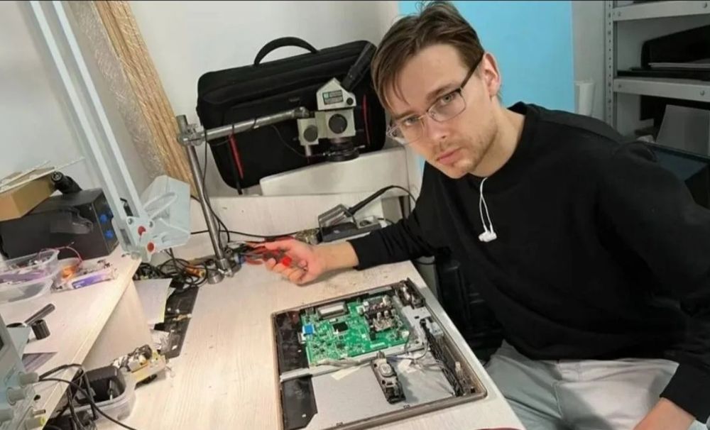 Ремонт телевизоров на дому. Частник смарт тв
Частник смарт тв