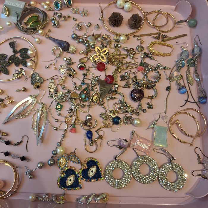 Kolczyki duży zestaw różnych kolczyków tous