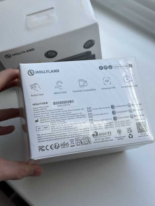 Hollyland Lark M2 mini Combo запаковані з пломбами