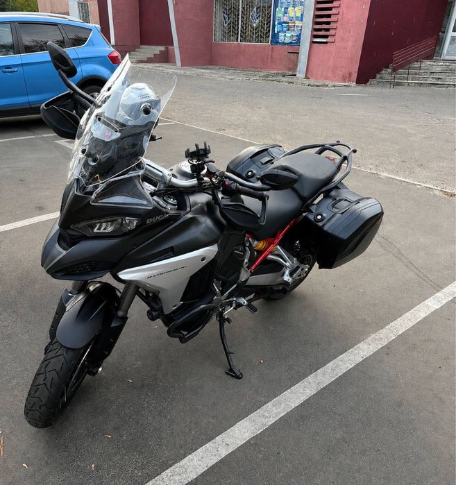 Ducati Multistrada V4 S (2023) Дукаті