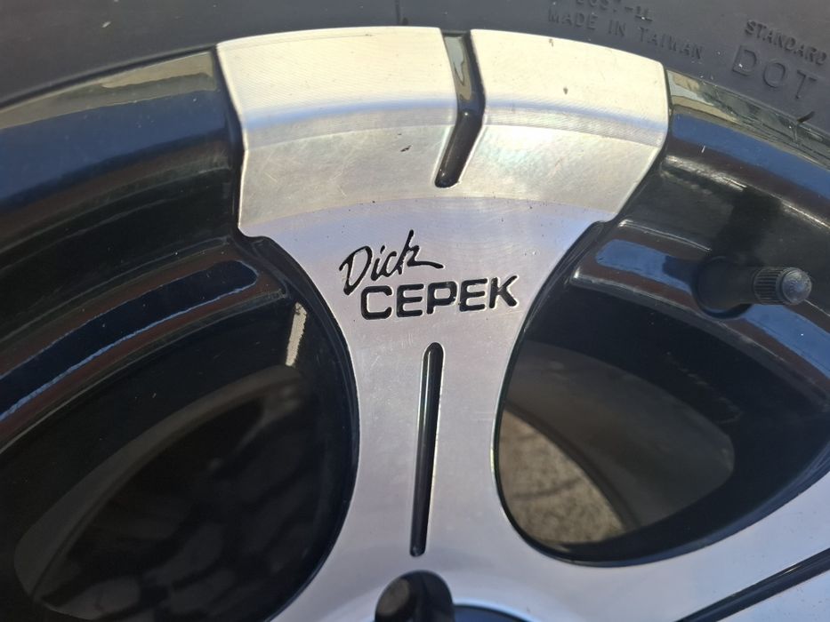 Jantes Dick cepek + pneus 35 12.5 15