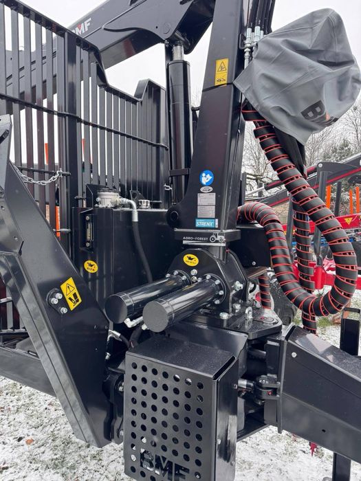 Przyczepa Lesna zrywkowa | LS Pompa- Prehydraulik  BMF14T2 z HDS 750HP