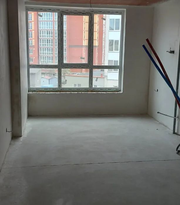 Продаж 1к квартири 45.5 кв. м на вул. Тролейбусна