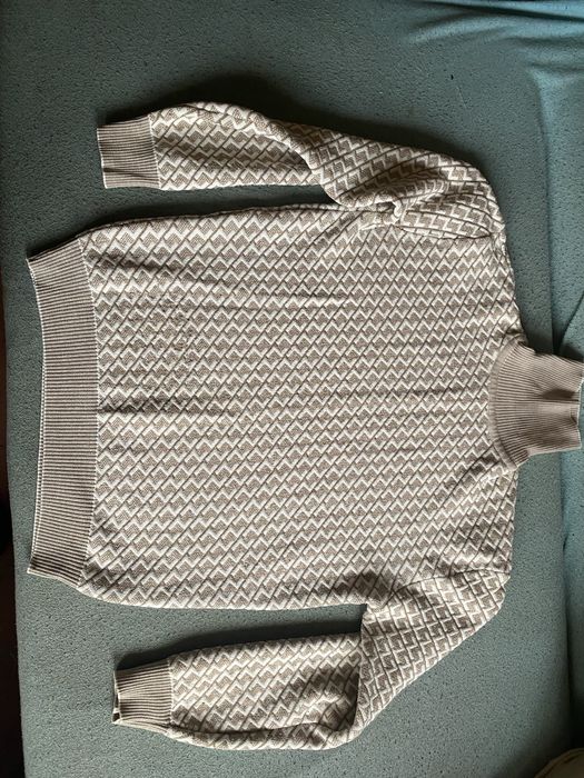 Турецкий шерстяной теплый свитер