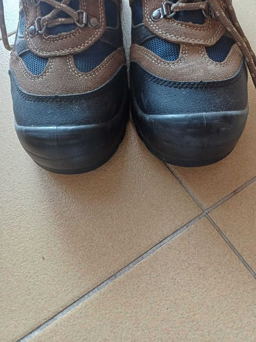 Sapatos de Segurança Safety Jogger S3 SRC – Tamanho 43 – Quase Novos