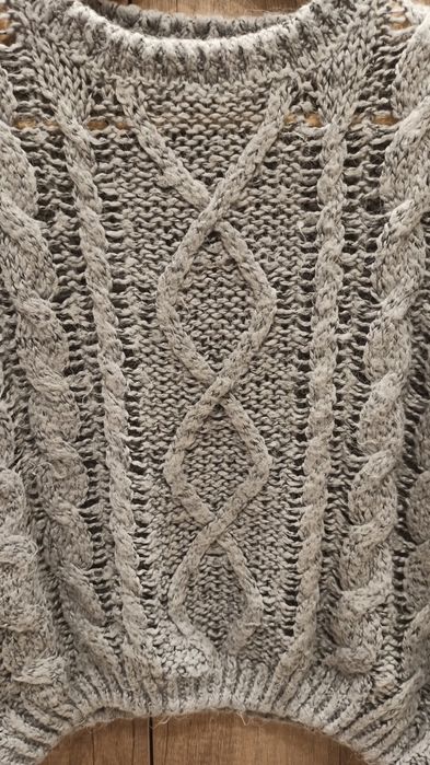 Ciepły i mięciutki sweter damski. Melanż, XS/S, angora. Reserved