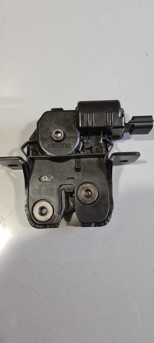 Peças da porta da bagageira, Renault Megane II, ano de 2010.