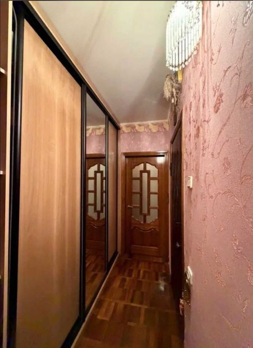 Продам двокімнатну квартиру в Харкові