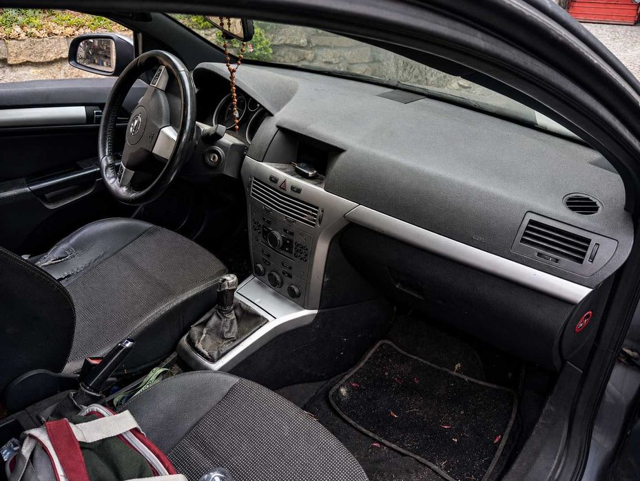 Opel Astra GTC 1.7