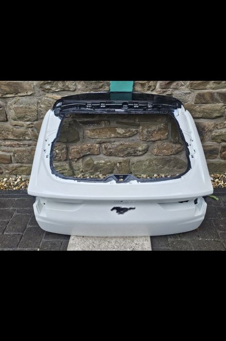 Задня ляда дверка ford mustang mach e