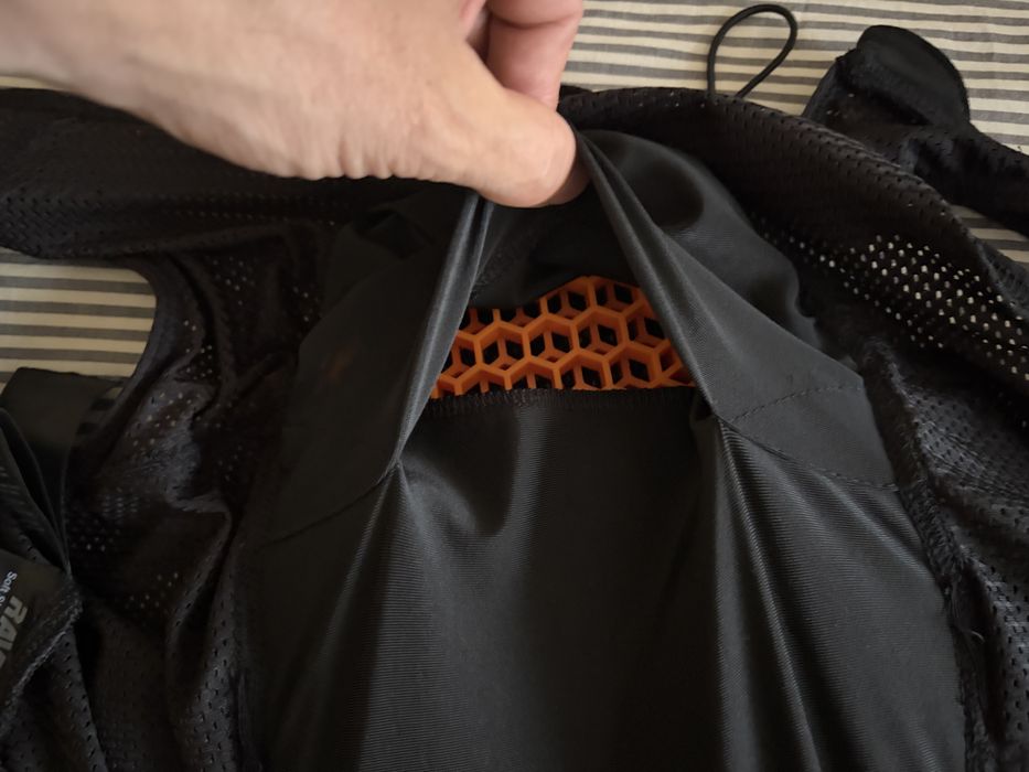 Мото захист тіла панцир Raven Soft Shield Protective Vest (М)