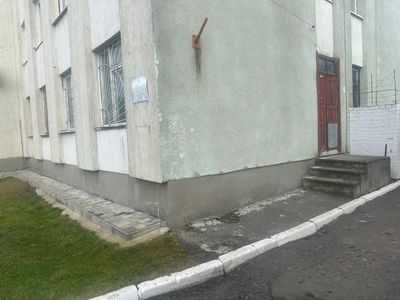 Центр! Окремий вхід! Приміщення 118 м² на вул. Почаївська, 17