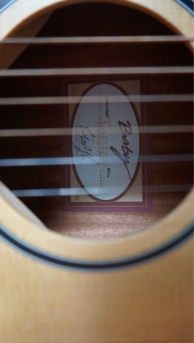 Gitara baby taylor BT1 rozmiar 3/4 elektroakustyczna z pokrowcem