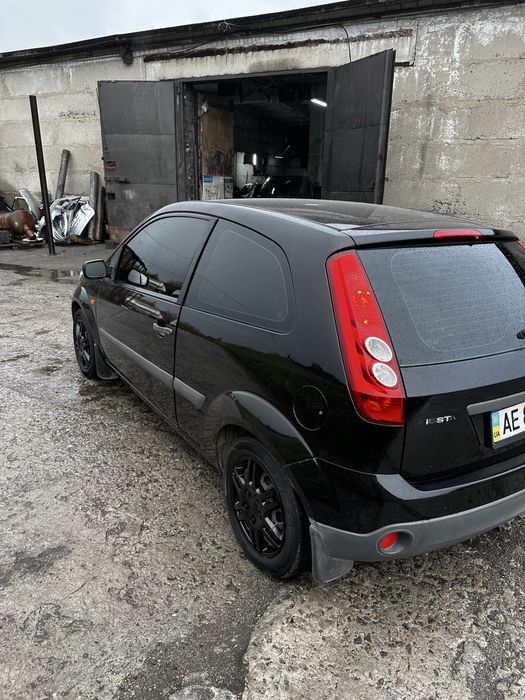 Продам Ford Fiesta