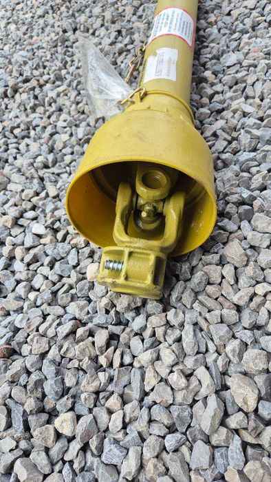 Wałek przekaźnika WOM przegubowy 6-wpustowy fi1 3/8" 860mm 210Nm
