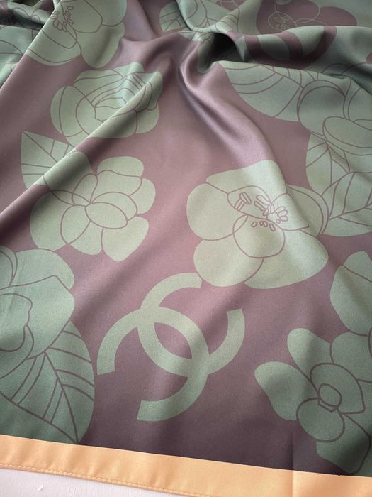 Нова хустка в стилі Chanel 90x90 см