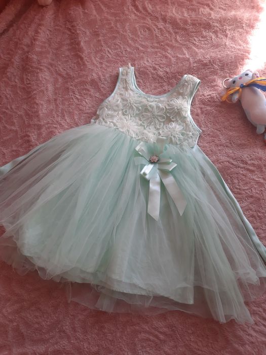 Нарядна сукня на 7 років