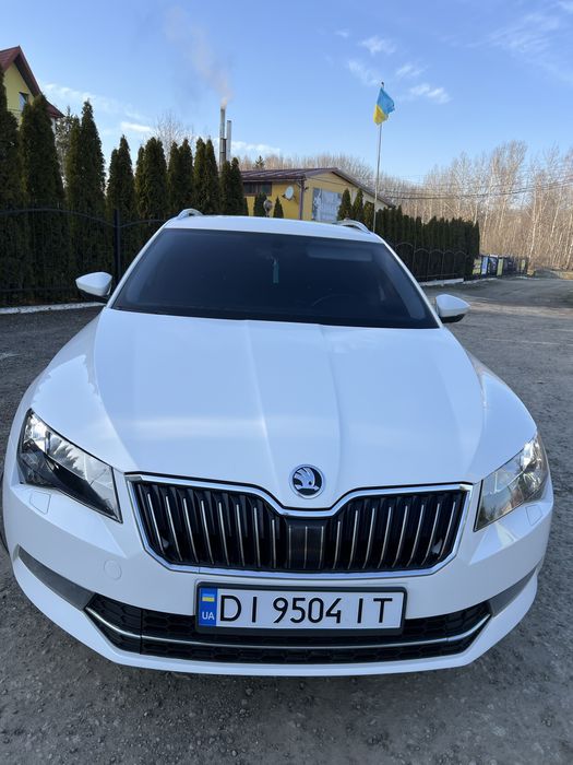 Skoda Superb 2017.