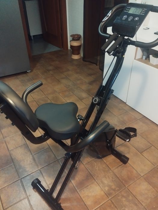 Bicicleta estática magnética dobrável Nova